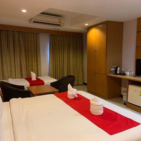 The Esse Hotel Паттайя Экстерьер фото